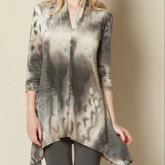 Clara Sun Woo Asymmetrical Sharkbite Hem 3/4 Ruched Sleeve Tunic XS - Picture 9 of 9